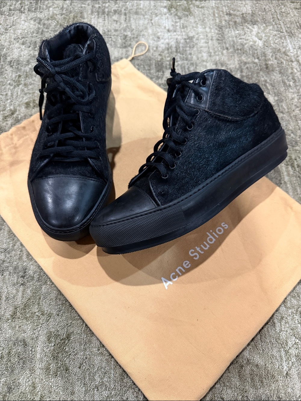 Acne Black High-Top Cleo Sneakers with Textured Upper.Size 38